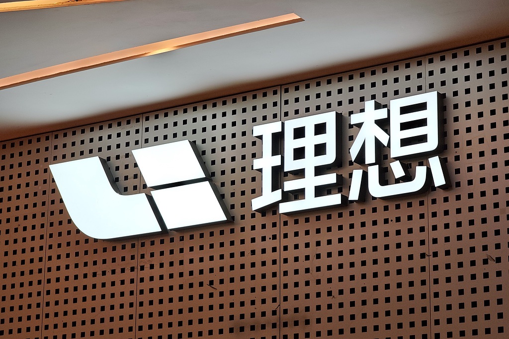深入解读热门赛事，掌握一手体育动态。 - fb体育
